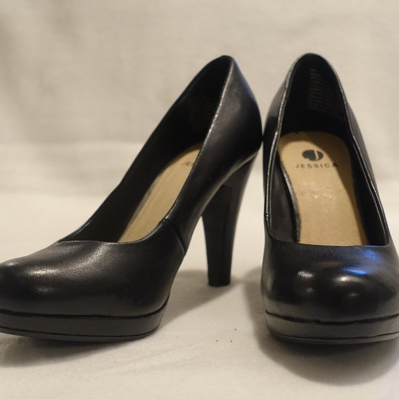 3/$25 💎NEW! Black Jessica Heels - Picture 1 of 3